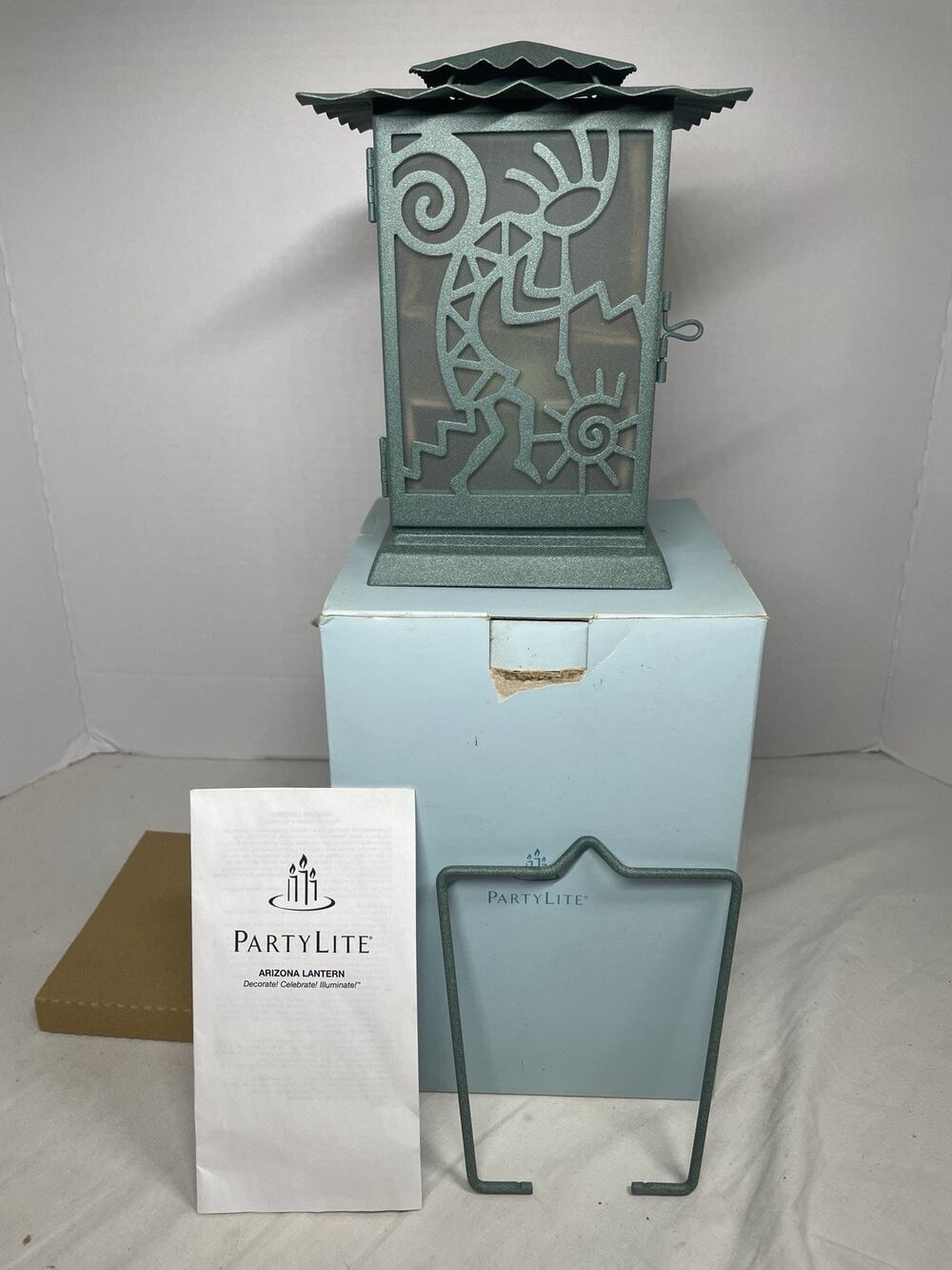 RARE PARTYLITE TABLETOP ARIZONA LANTERN CANDLE HOLDER GLASS/METAL P8349 Open Box